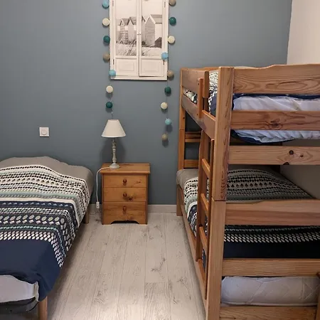 Сasa de vacaciones 90m Near The Surf Of *