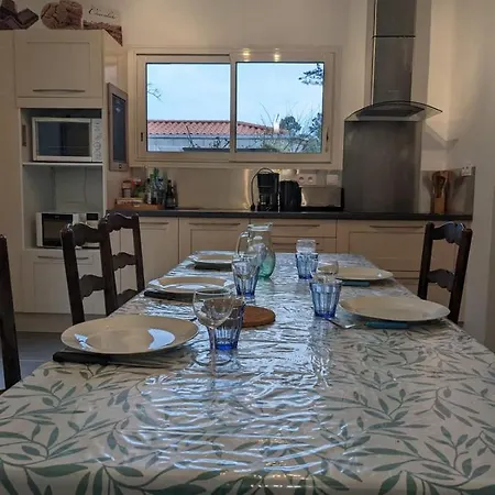 90m Near The Surf Of Casa vacanze *