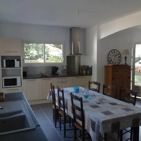 90m Near The Surf Of *