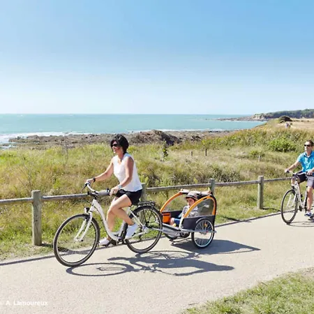 90m Near The Surf Of * 롱주빌 쉬르메르