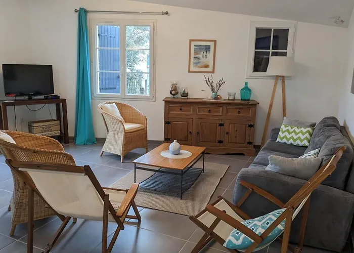 90m Near The Surf Of